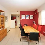 2 Bedroom Cozy In Apartamento