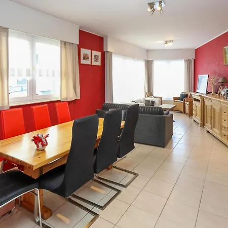 Gemütliche 2-zimmer-wohnung In Apartment Ostende